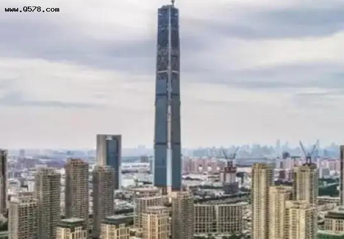 2008年，广东富豪斥资700亿建“中国第一高楼”，如今已烂尾多年
