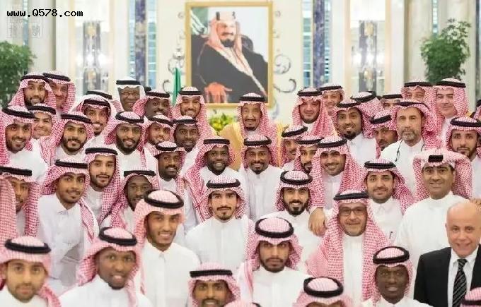 沙特国王娶了多少妻子，生了多少王子，王子们的生活究竟多奢侈
