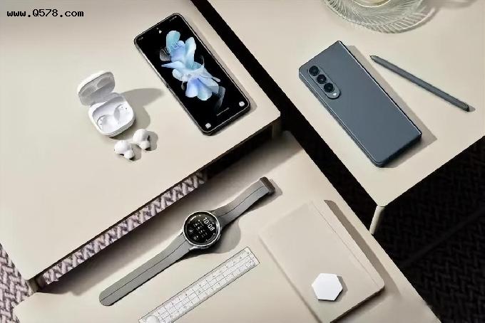 三星发布会又推出新品，这次的Galaxy Z Flip4 手机究竟值不值得期待