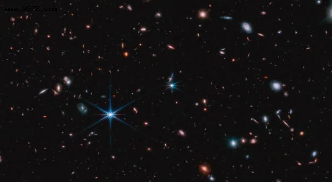 NASA韦伯望远镜捕捉到迄今为止最大的图像 揭示令人惊叹的星系集合