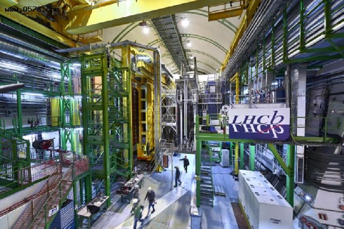 欧洲核子研究中心首次在量子机器学习研究中取得实效