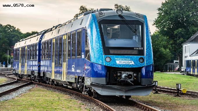 环保旅行的未来可能就在这里-德国首条氢动力火车铁路线首发