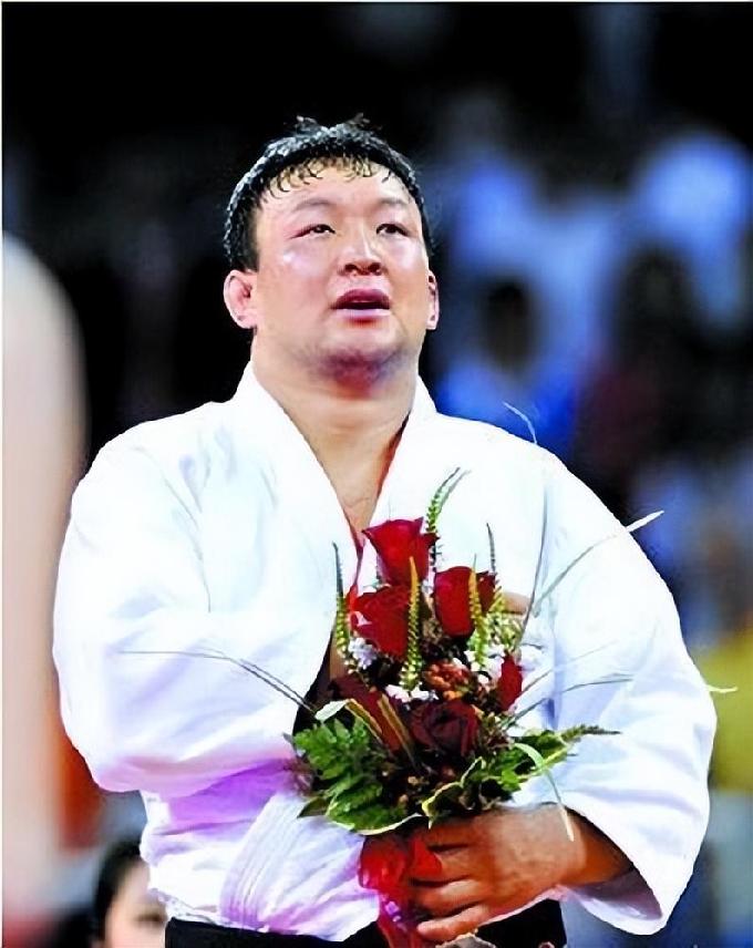 蒙古奥运首金得主图布辛巴亚尔被判入狱16年
